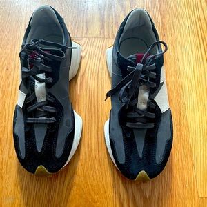 New Balance 327 Size 7